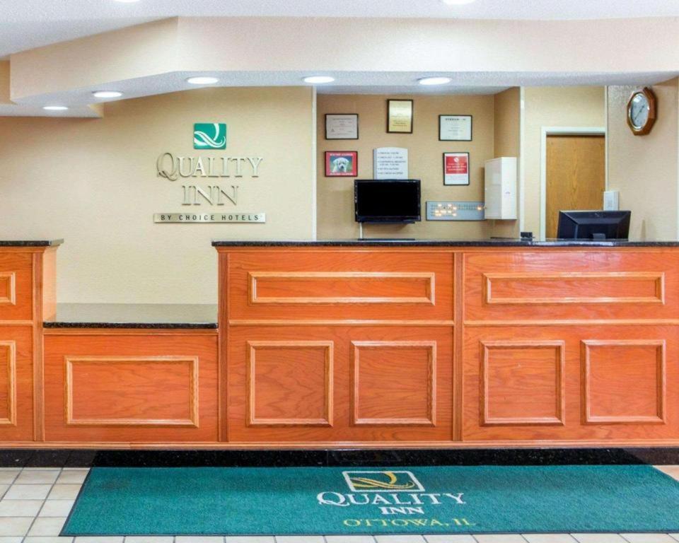 Quality Inn Ottawa Near Starved Rock State Park Exterior foto